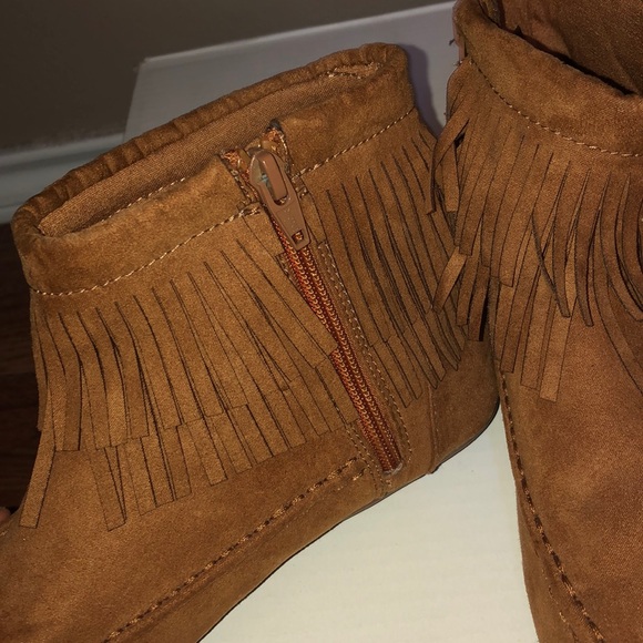 Booties - Picture 3 of 4